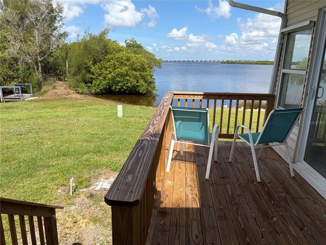 4300 RIVERSIDE DRIVE 109, Punta Gorda, FL 33982