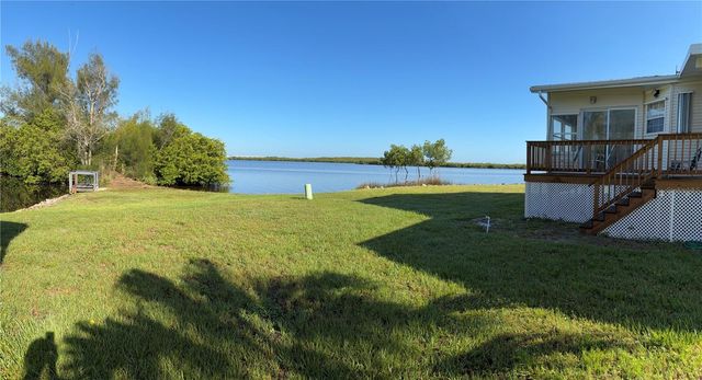 4300 RIVERSIDE DRIVE 109, Punta Gorda, FL 33982