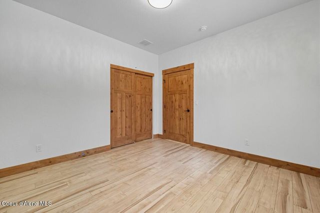 12664 E Howard Road, Athol, ID 83801