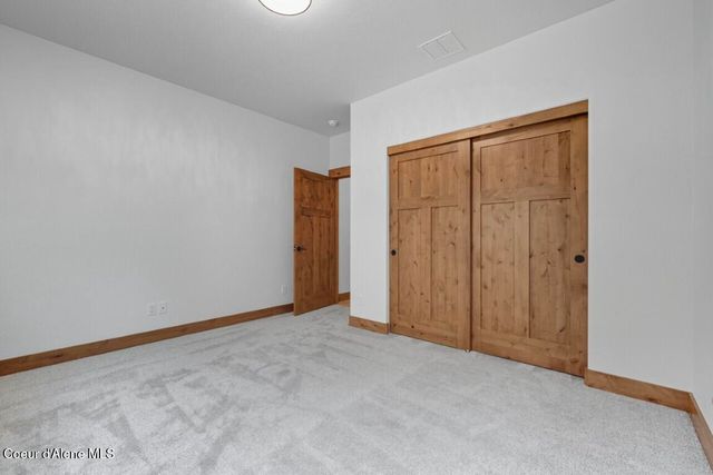 12664 E Howard Road, Athol, ID 83801
