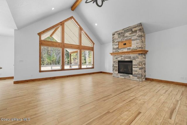 12664 E Howard Road, Athol, ID 83801