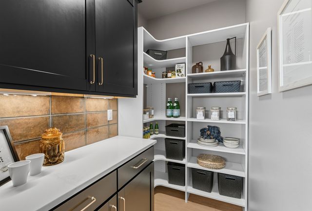 12213 N VALENCIA Ave, Spokane, WA 99218