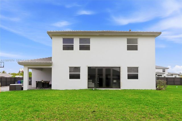 19740 SW 321st St, Homestead, FL 33030