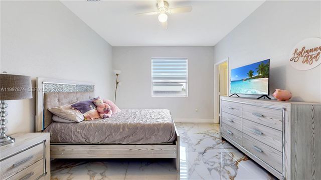 19740 SW 321st St, Homestead, FL 33030