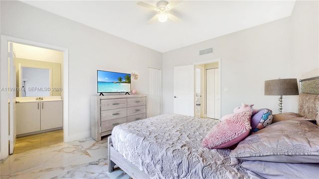 19740 SW 321st St, Homestead, FL 33030