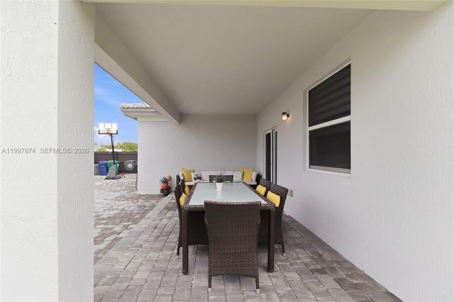 19740 SW 321st St, Homestead, FL 33030