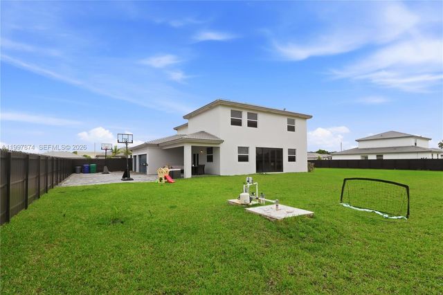 19740 SW 321st St, Homestead, FL 33030