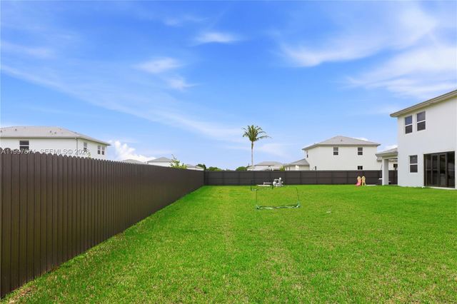 19740 SW 321st St, Homestead, FL 33030