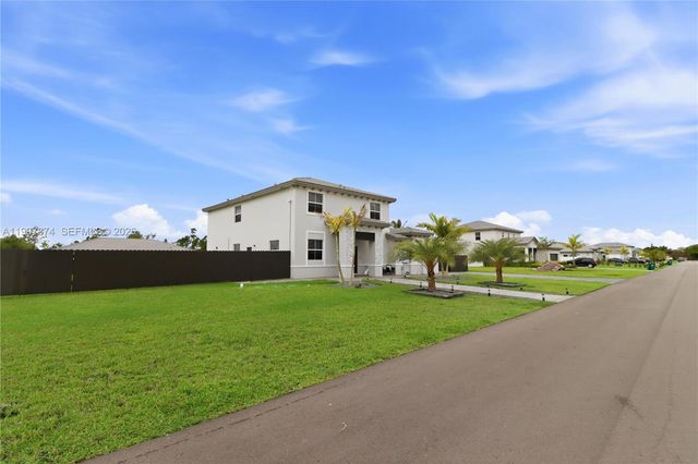 19740 SW 321st St, Homestead, FL 33030