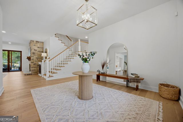 985 Whitehead Road, Sugar Hill, GA 30518