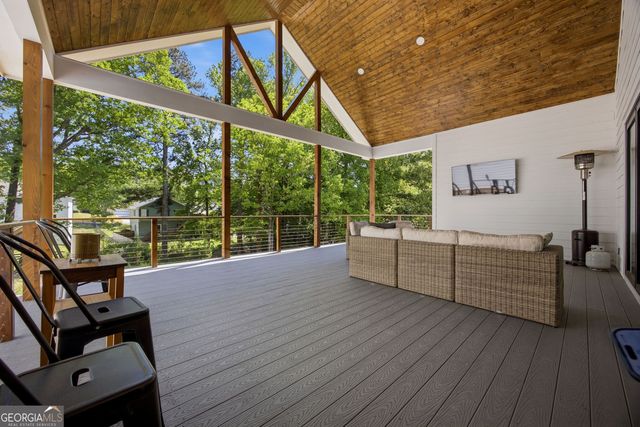 985 Whitehead Road, Sugar Hill, GA 30518