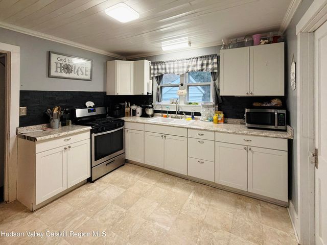 157 Bross Street, Cairo, NY 12413