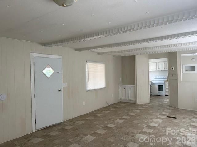 621 N Elm Street, Marshville, NC 28103