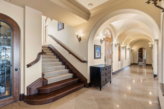 19557 Fortuna Del Este, Elfin Forest, CA 92029