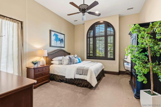 19557 Fortuna Del Este, Elfin Forest, CA 92029