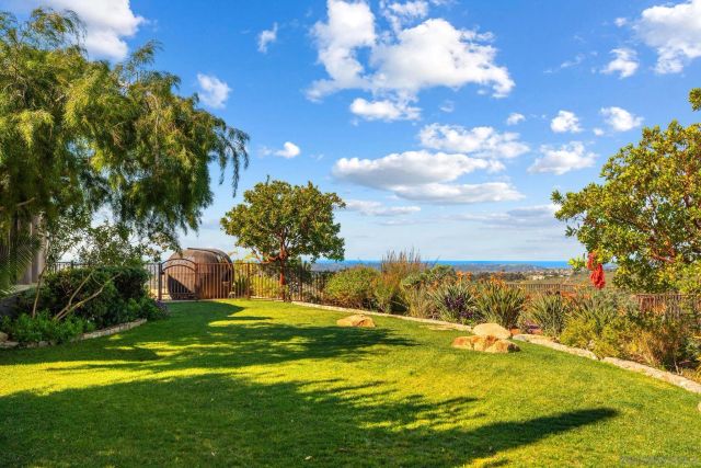 19557 Fortuna Del Este, Elfin Forest, CA 92029