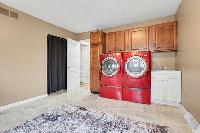 11408 Jefferson Road, Osceola, IN 46561