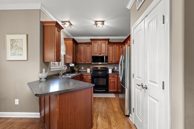101 Ashfield Ct, White House, TN 37188