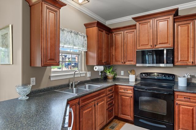 101 Ashfield Ct, White House, TN 37188