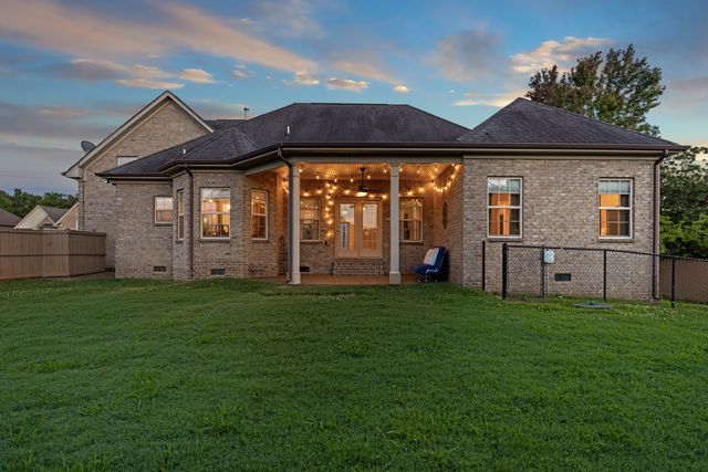 101 Ashfield Ct, White House, TN 37188
