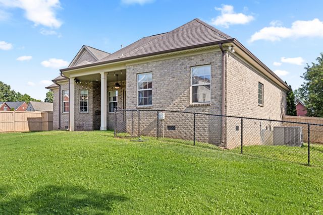 101 Ashfield Ct, White House, TN 37188