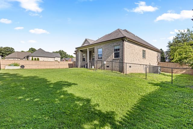 101 Ashfield Ct, White House, TN 37188