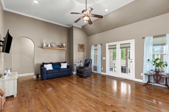 101 Ashfield Ct, White House, TN 37188