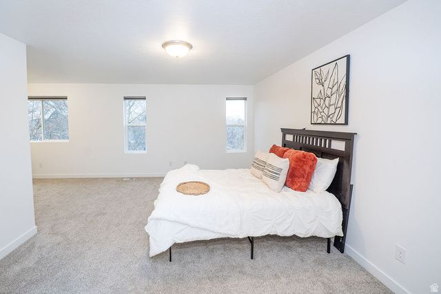 641 S PLUM CREEK LN, Ogden, UT 84404