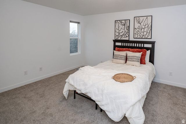 641 S PLUM CREEK LN, Ogden, UT 84404