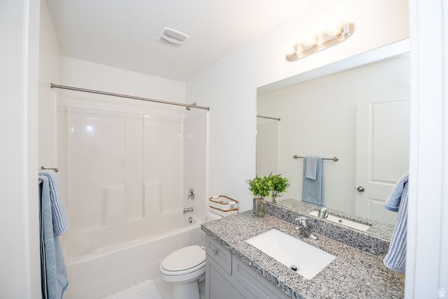 641 S PLUM CREEK LN, Ogden, UT 84404