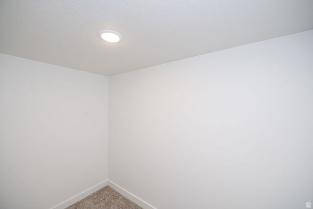 641 S PLUM CREEK LN, Ogden, UT 84404