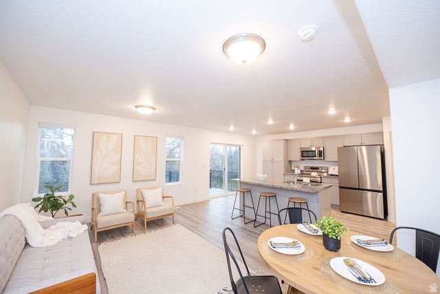 641 S PLUM CREEK LN, Ogden, UT 84404