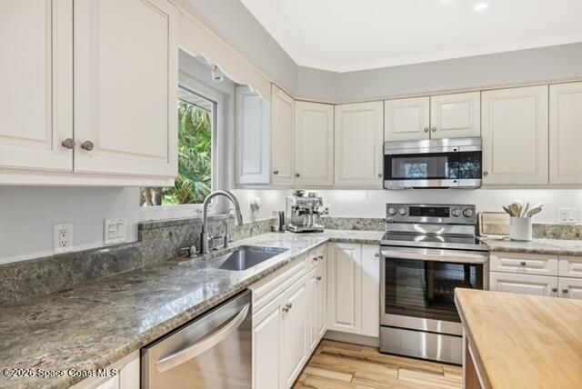 1240 40th Avenue SW, Vero Beach, FL 32968