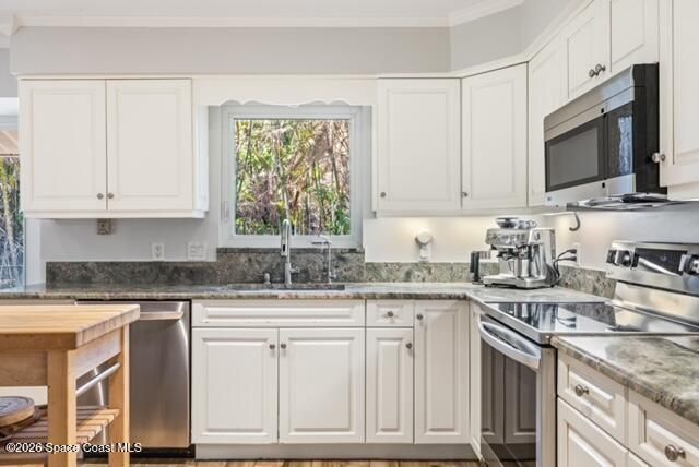 1240 40th Avenue SW, Vero Beach, FL 32968