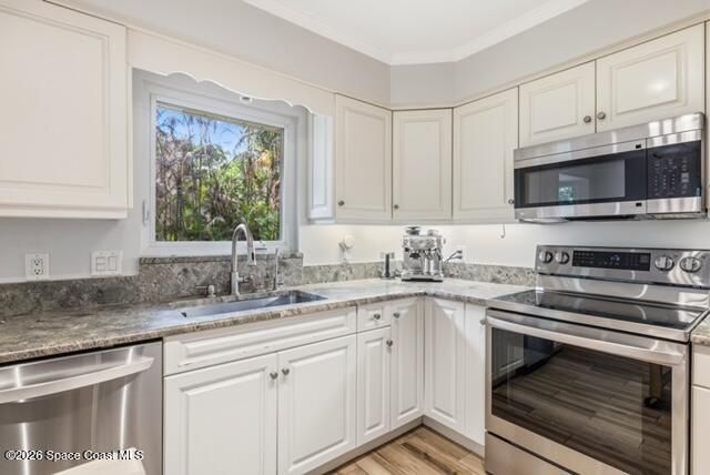 1240 40th Avenue SW, Vero Beach, FL 32968