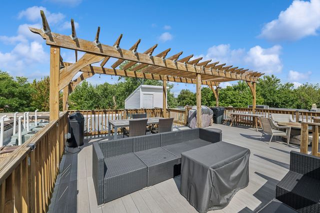 1624 W Grace Street 1, Chicago, IL 60613