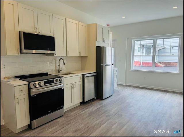 27 Pearl Street 4, New Haven, CT 06511