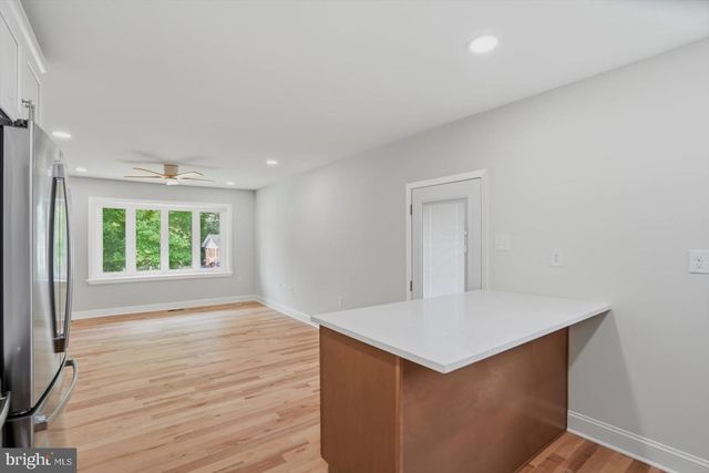 11305 MAPLEVIEW DR, Silver Spring, MD 20902