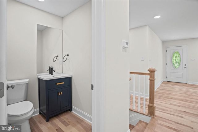 11305 MAPLEVIEW DR, Silver Spring, MD 20902