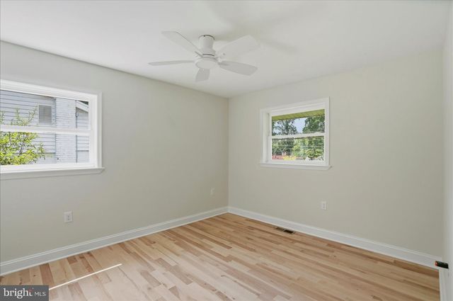 11305 MAPLEVIEW DR, Silver Spring, MD 20902