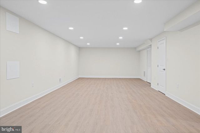 11305 MAPLEVIEW DR, Silver Spring, MD 20902