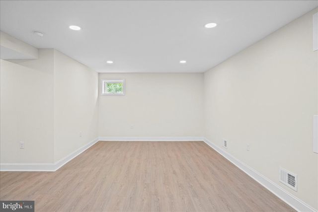 11305 MAPLEVIEW DR, Silver Spring, MD 20902