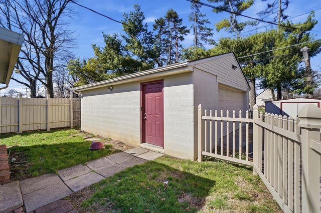 3328 Penfield Road, Columbus, OH 43227