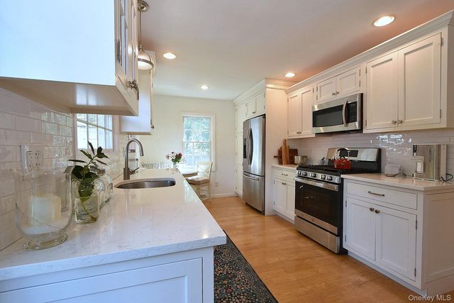11 Urbans Road, Sound Beach, NY 11789