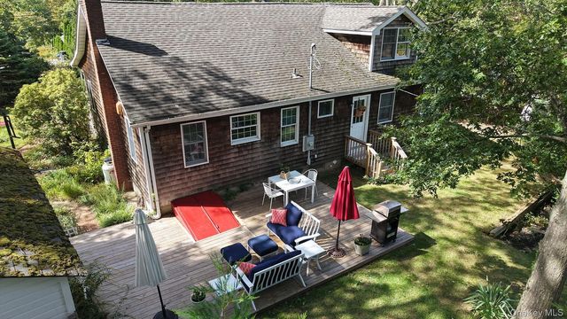 11 Urbans Road, Sound Beach, NY 11789