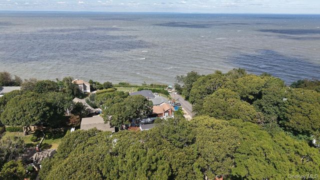 11 Urbans Road, Sound Beach, NY 11789