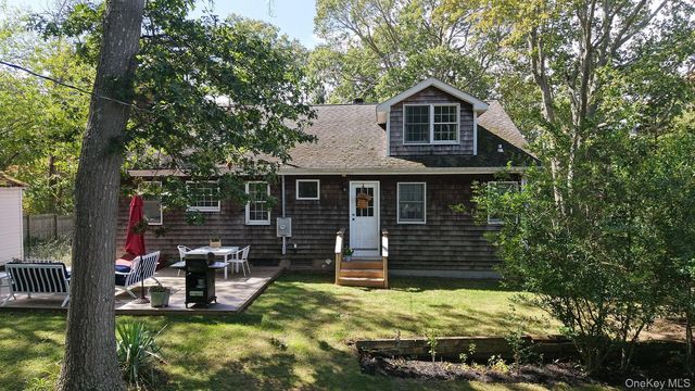 11 Urbans Road, Sound Beach, NY 11789