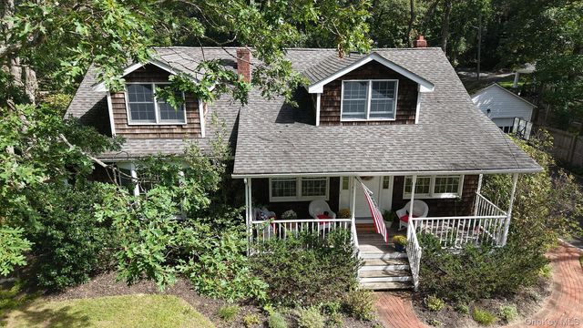 11 Urbans Road, Sound Beach, NY 11789