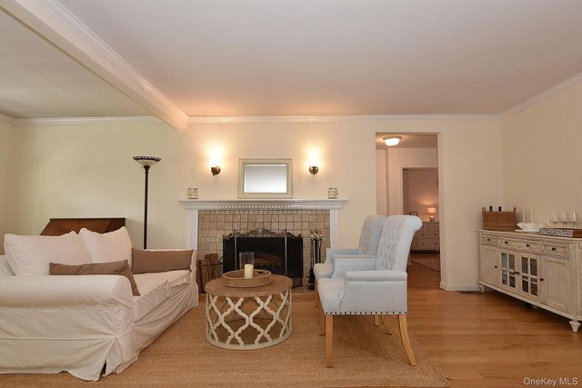 11 Urbans Road, Sound Beach, NY 11789