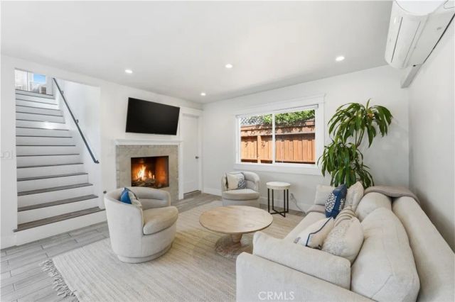 130 Cordova Walk, Long Beach, CA 90803